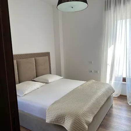 Villa Amalia Perla Dıraç
